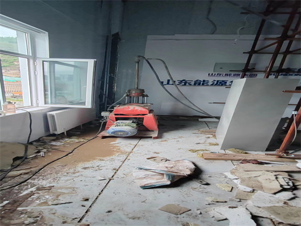 长泰地基基础下沉墙体裂缝加固注浆顶升施工